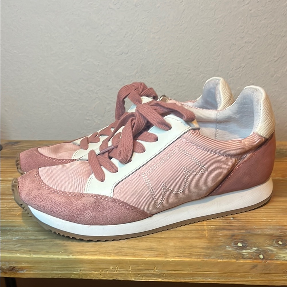 Birdies Roadrunners Pink Sneakers size 8